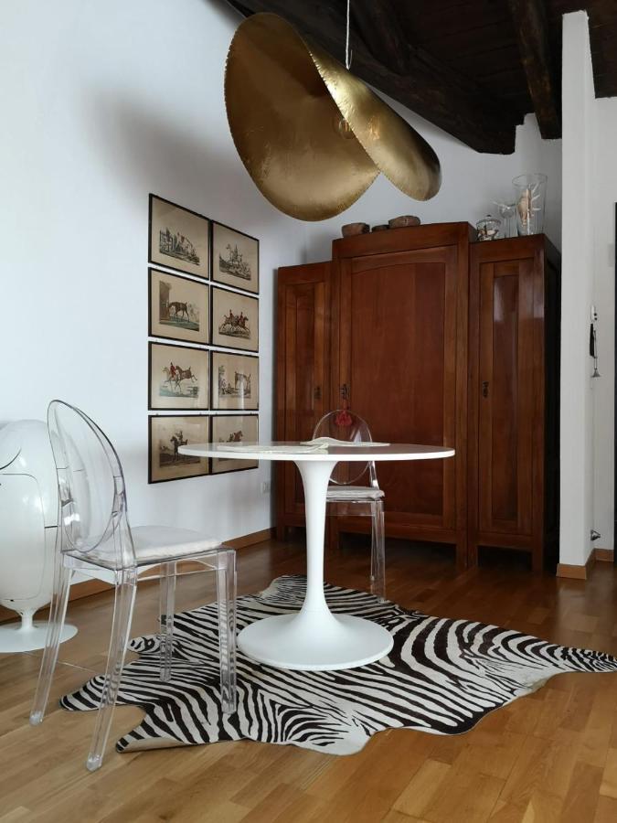Romantik, Charming House Triëst Buitenkant foto